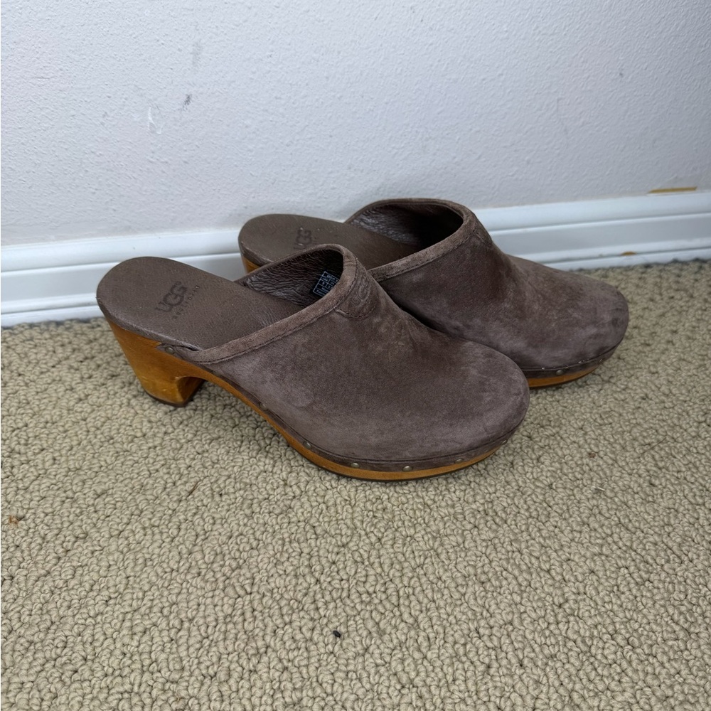 UGG Abbie 5772 Espresso Brown Suede Leather Sheep Shearling Clogs (Women’s 5)